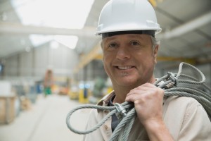 Portrait of confident worker with steel cable Image downloaded by anonymous anonymous at 15:56 on the 15/04/16